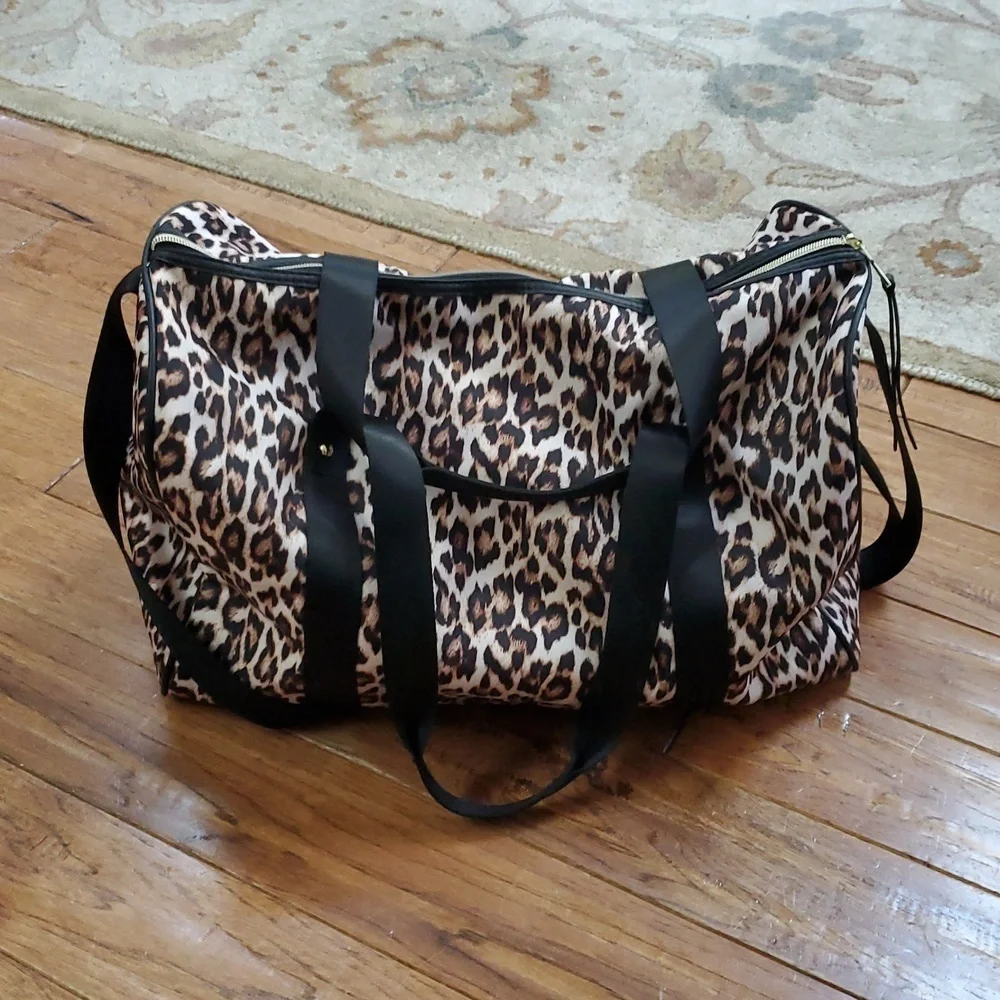 Juicy Couture Leopard Print Weekender Travel Duffel Bag - Picture 6 of 14